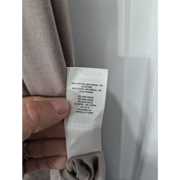 Aritzia The Group by Babaton Evelina Dress size 1X‎ beige midi racer tank dress - Picture 8 of 9